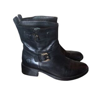 Tory Burch boots size 7 women’s leather black